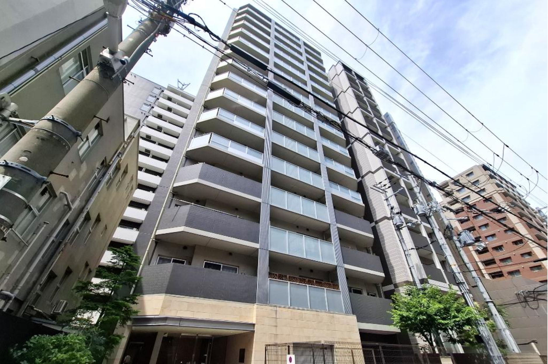 プレミスト堺筋本町ラディーナ